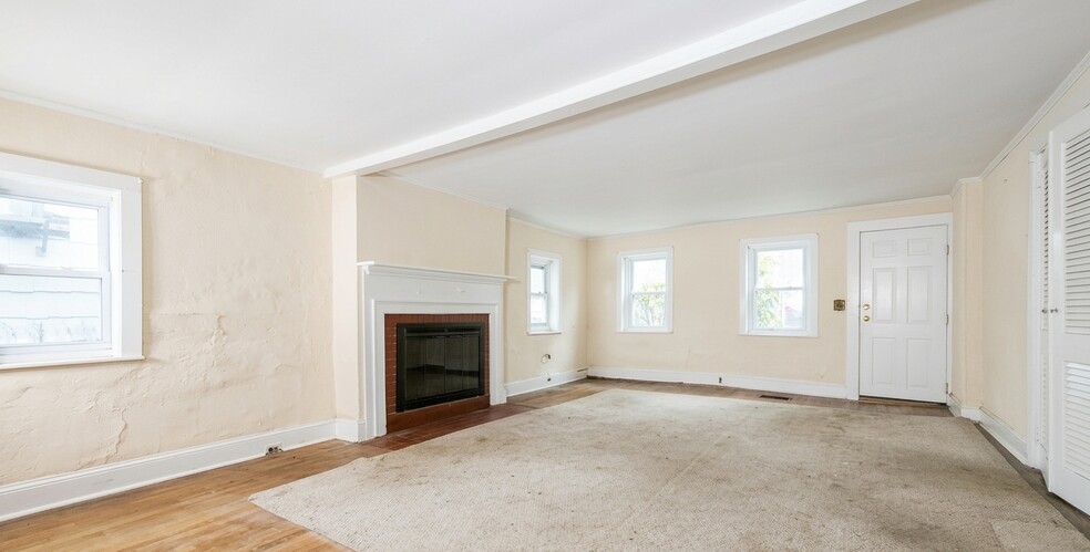 4 The Lane, Somers Township, NY à vendre - Photo du bâtiment - Image 3 de 10