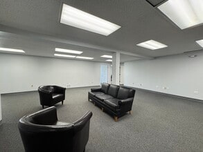 8123 Grand River Rd, Brighton, MI for sale Interior Photo- Image 2 of 3