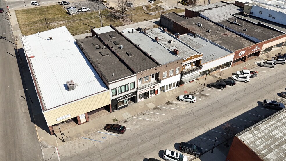 535 W Reed St, Moberly, MO for sale - Building Photo - Image 3 of 25