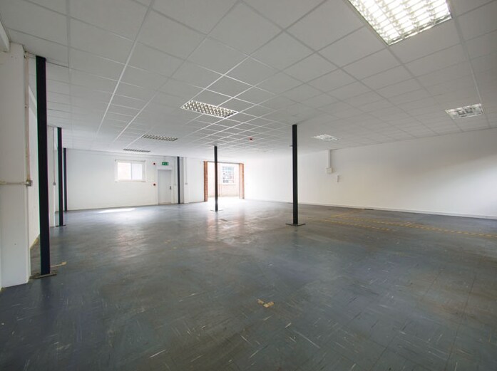 64a Victoria Rd, Burgess Hill à louer Photo intérieure- Image 1 de 2