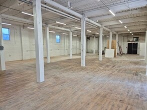 100-100 Outwater Ln, Garfield, NJ for lease Interior Photo- Image 1 of 3