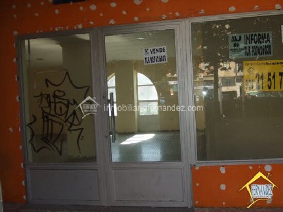 Commerce de détail dans Cáceres, Cáceres à louer Photo principale- Image 1 de 2