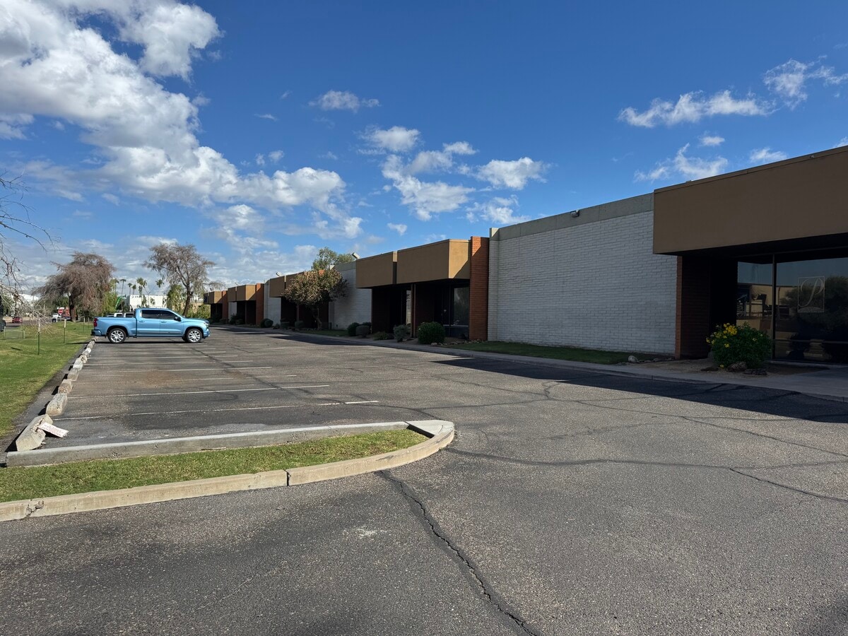 2627 S 21st St, Phoenix, AZ 85034 - Unité 2627 - - Photo intérieure - Image 2 of 7