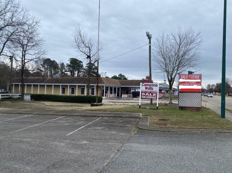 1901 Richmond Rd, Williamsburg, VA for sale - Building Photo - Image 2 of 4