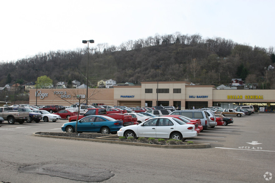 200-400 28th St, Bellaire, OH for lease - Building Photo - Image 1 of 3