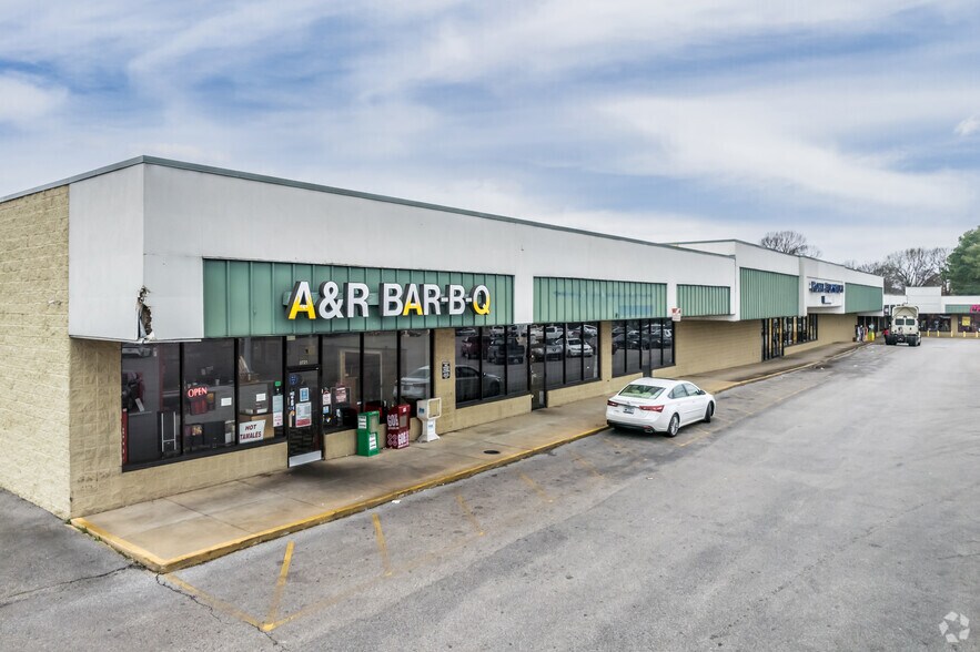 3625-3683 Hickory Hill Rd, Memphis, TN for lease - Building Photo - Image 2 of 22