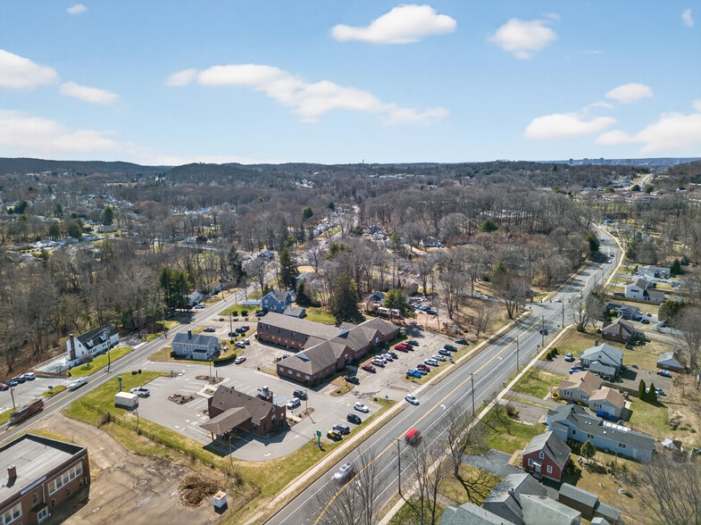 444 Foxon Rd, East Haven, CT for sale - Aerial - Image 3 of 43