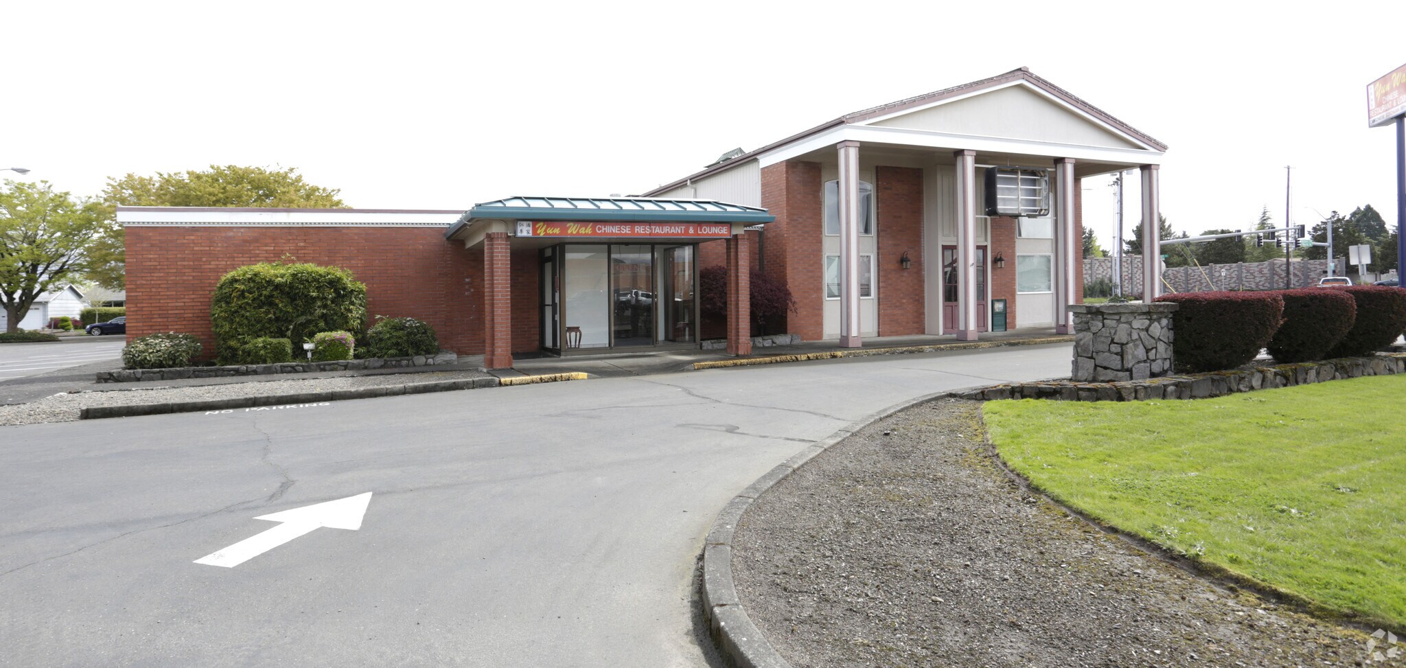 2288 Country Club Rd, Woodburn, OR for sale Primary Photo- Image 1 of 20