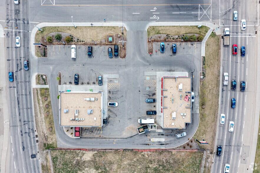 7210 119 Av NW, Edmonton, AB à louer - Aérien - Image 3 de 4