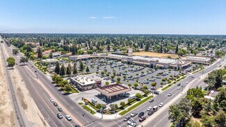 Plus de détails pour 5201-5211 W. Goshen Ave, Visalia, CA - Commerce de détail à louer