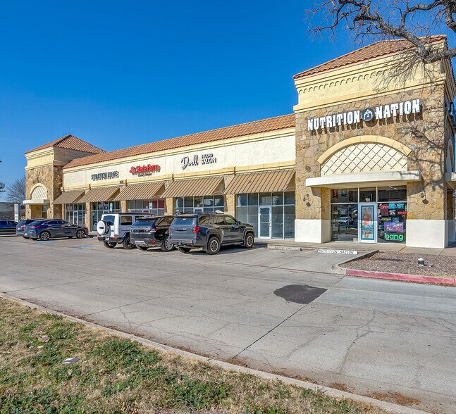 6530 Hawks Creek Ct, Fort Worth, TX à louer - Photo du bâtiment - Image 2 de 9