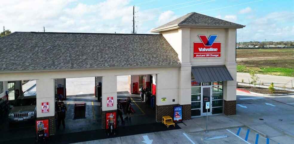 8319 Highway 146, Baytown, TX for sale - Building Photo - Image 3 of 7