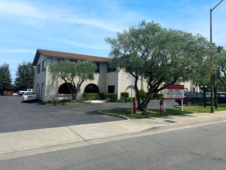 740 Camden Ave, Campbell, CA for lease - Primary Photo - Image 1 of 6