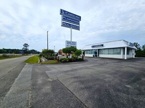 4660 East Coast Ln, Shallotte, NC à louer Photo du bâtiment- Image 1 de 33