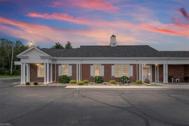 Plus de détails pour 6269-6287 S Main St, North Kingsville, OH - Commerce de détail à vendre