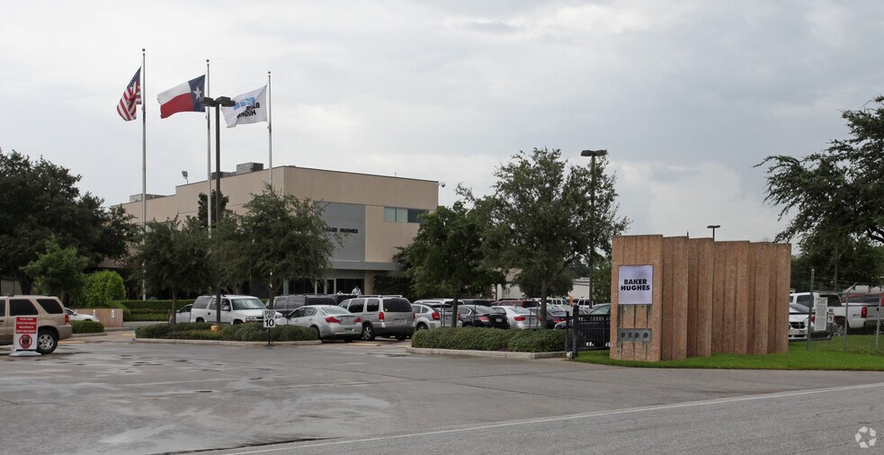 9100 Emmott Rd, Houston, TX à vendre - Photo principale - Image 2 de 8