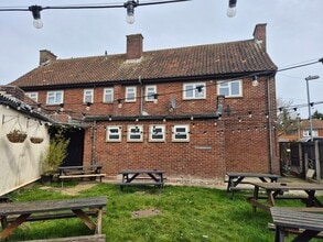 Larkhill Rd, Yeovil à louer Photo intérieure- Image 2 de 12