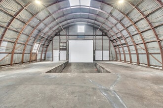 1280 S Townsend Ave, Los Angeles, CA for lease Interior Photo- Image 2 of 9