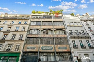 Plus de détails pour 27 Rue Jacques Louvel-Tessier, Paris - Bureau à louer
