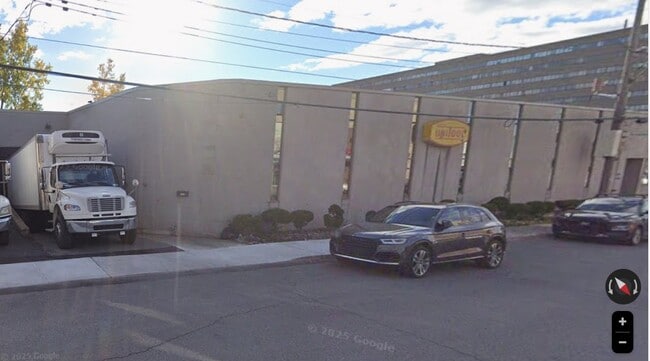 More details for 9200 Rue Charles-de-LaTour, Montréal, QC - Industrial for Lease