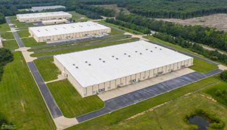 2701 Bermuda Hundred Rd, Chester, VA à louer - Photo du bâtiment - Image 2 de 5