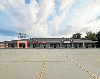 Plus de détails pour 2918-2922 N Center St, Maryville, IL - Commerce de détail à louer