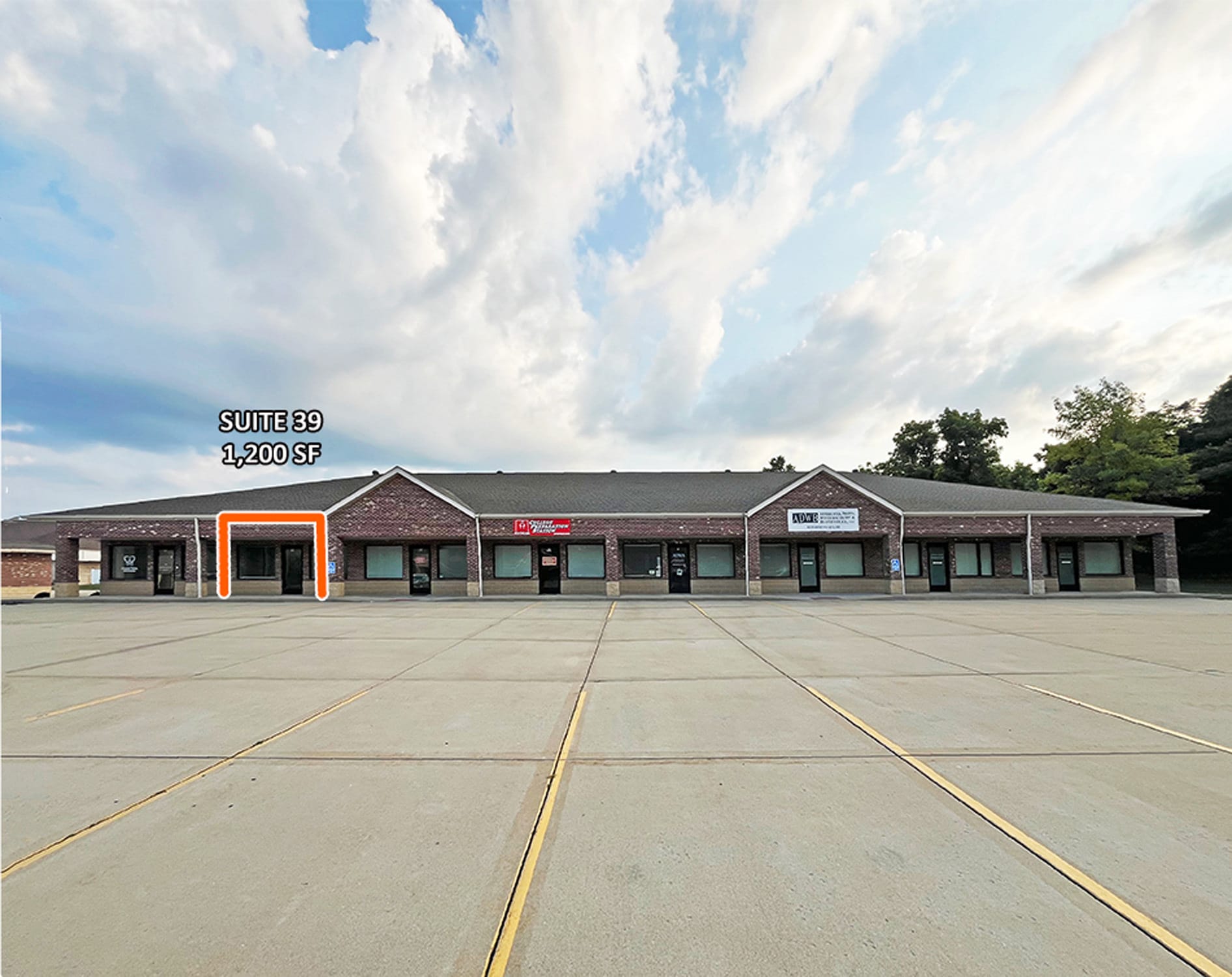 2918-2922 N Center St, Maryville, IL for lease Primary Photo- Image 1 of 7