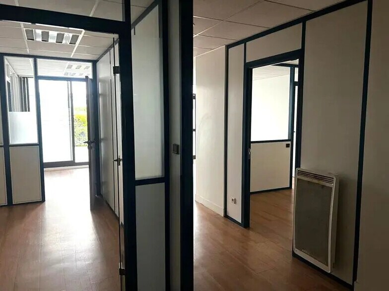 Bureau dans Lyon à louer - Photo du bâtiment - Image 1 de 6