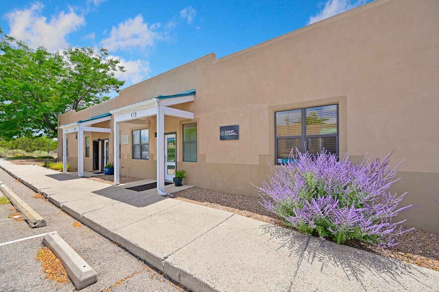 3600 Rodeo Ln, Santa Fe, NM à vendre - Photo du bâtiment - Image 2 de 22