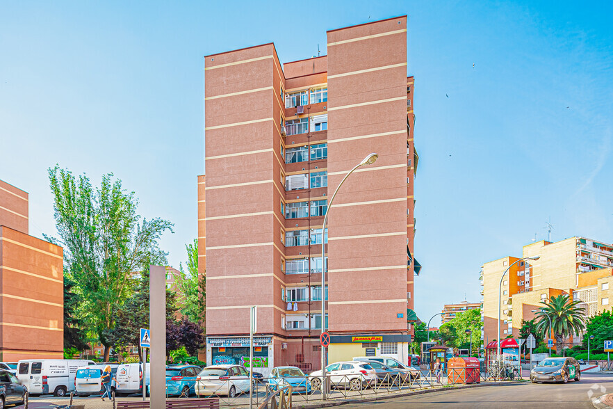 Calle Priorato, 105, Leganés, Madrid à louer - Photo du bâtiment - Image 2 de 2