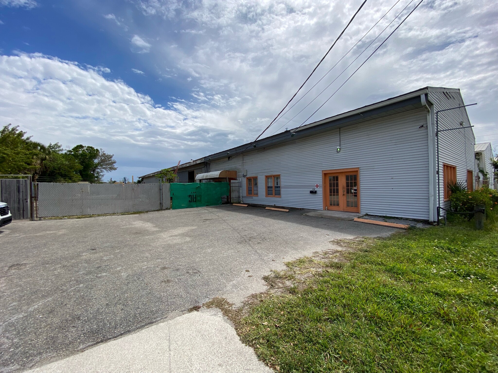 1236 Central Ave, Sarasota, FL for lease Primary Photo- Image 1 of 18