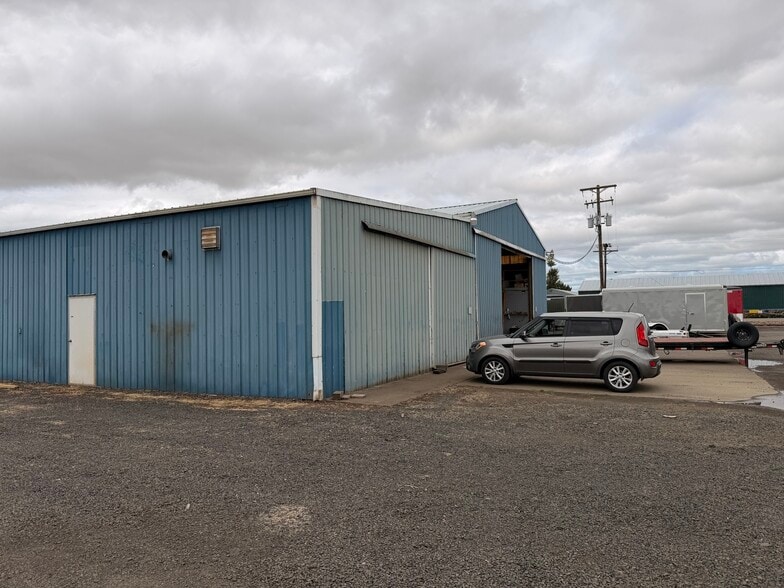 13000 S Pacific Hwy W, Monmouth, OR for sale - Building Photo - Image 1 of 5