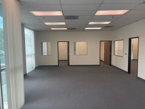 17003-17005 Evergreen Pl, City Of Industry, CA à louer Photo intérieure- Image 2 de 9