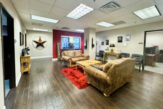 3700 Standridge Dr, The Colony, TX for lease Interior Photo- Image 2 of 8