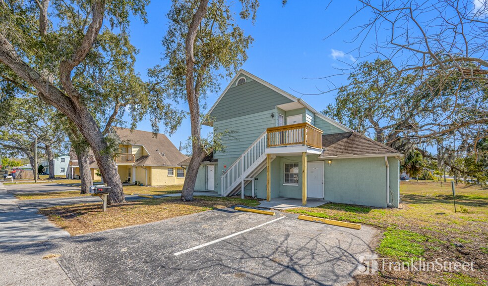 New Port Richey Portfolio portefeuille de 1 propriétés à vendre sur LoopNet.ca - Photo du bâtiment - Image 3 de 25