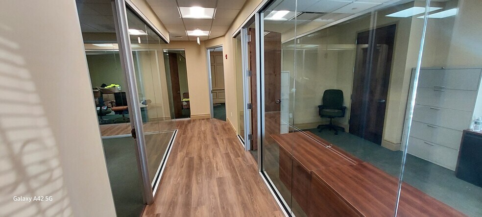 61-89 Avenue K, Newark, NJ à louer - Photo intérieure - Image 2 de 15