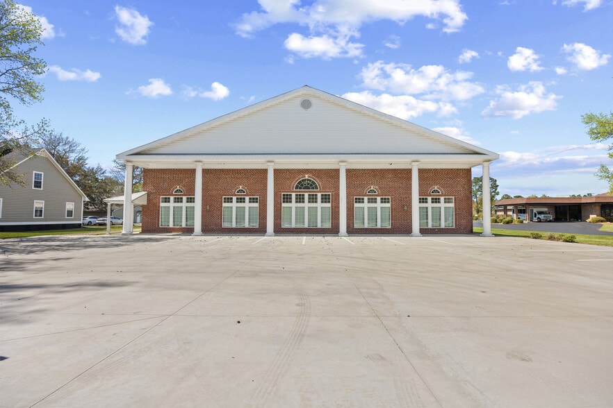 69 Jessamine Ave, Georgetown, SC for sale - Primary Photo - Image 1 of 69