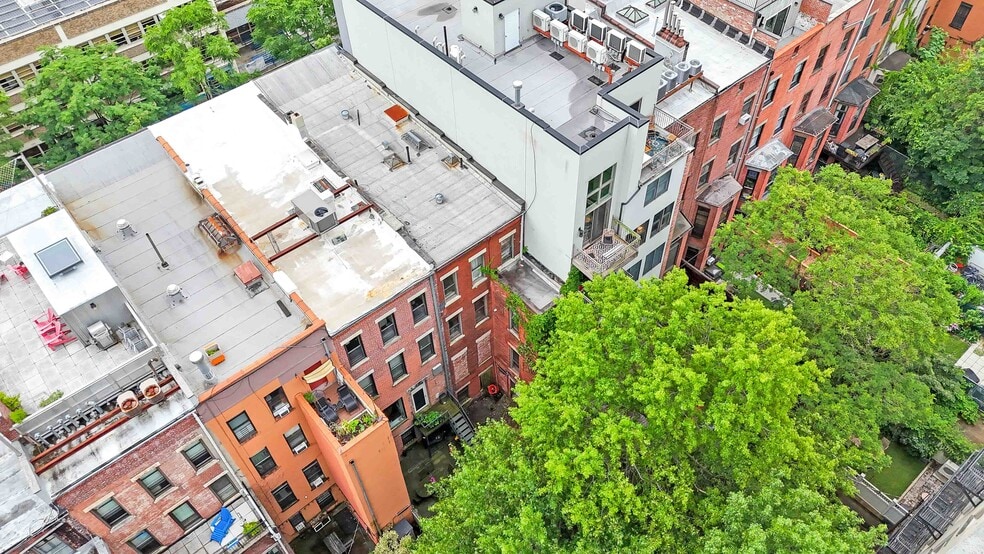 129 W 122nd St, New York, NY à vendre - Photo du bâtiment - Image 3 de 18