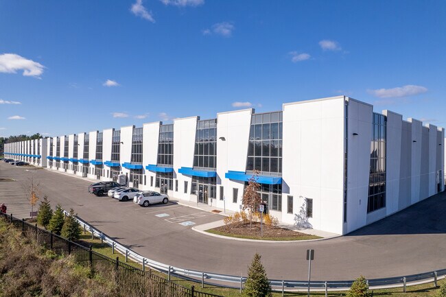 Plus de détails pour 20 Newkirk Ct, Brampton, ON - Industriel à vendre