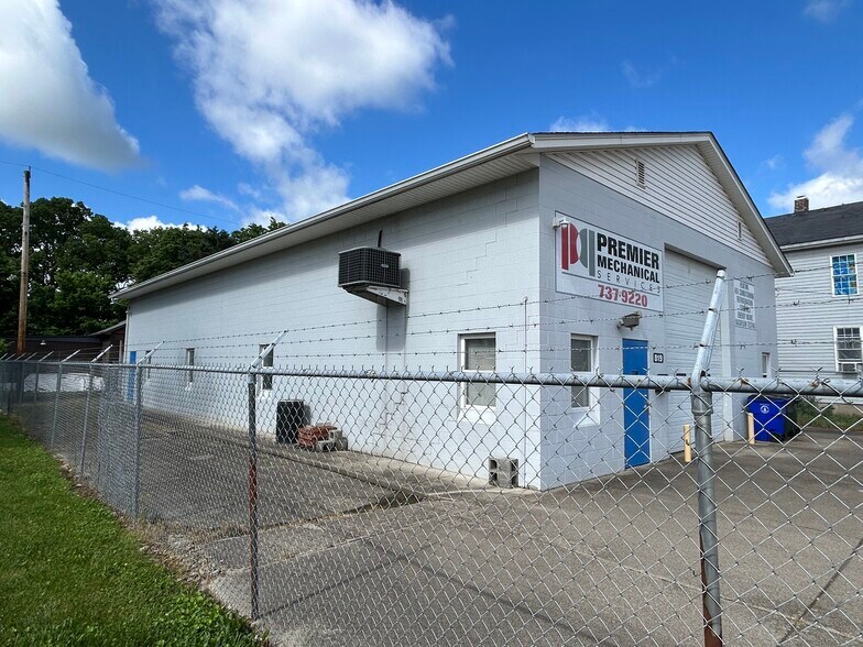 819 Maple Ave, Hamilton, OH à vendre - Photo du bâtiment - Image 2 de 13