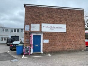 55 Fleet Rd, Fleet for lease Building Photo- Image 2 of 2