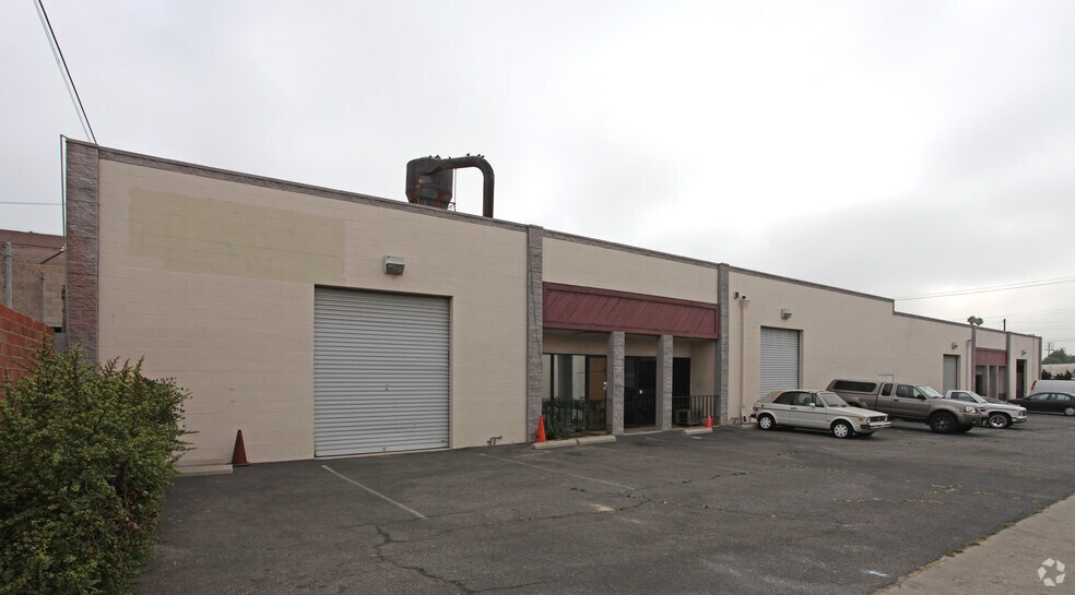 409-415 S Raymond Ave, Alhambra, CA à louer - Photo du bâtiment - Image 2 de 2