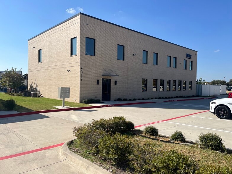 4317 Marsh Ridge, Carrollton, TX for sale - Building Photo - Image 1 of 25