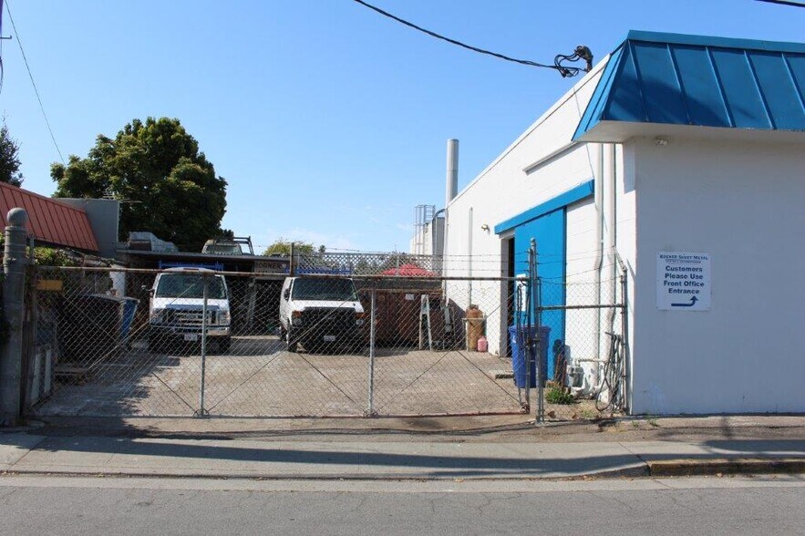 142 Benito Ave, Santa Cruz, CA à vendre - Photo du bâtiment - Image 3 de 10