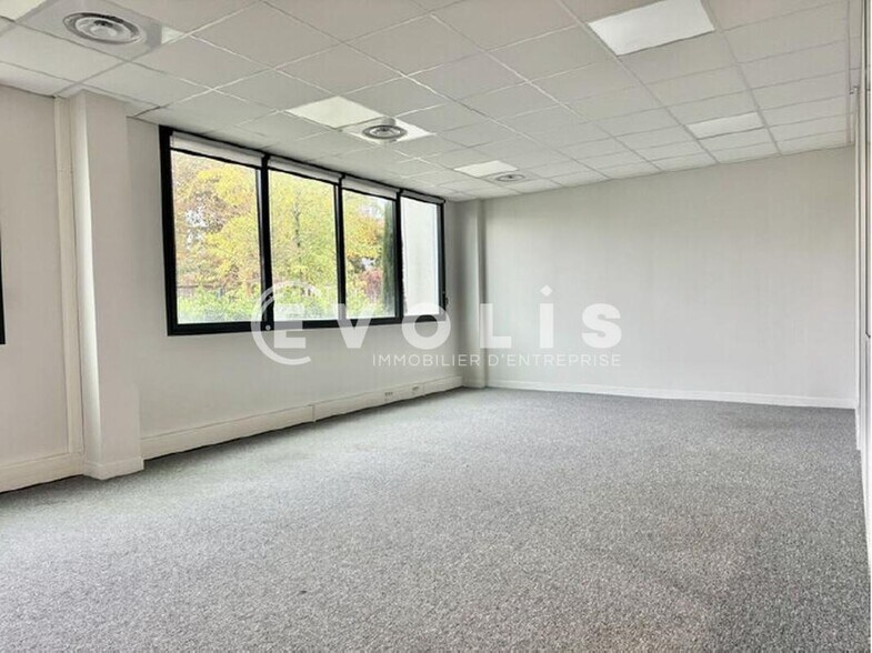 23 Bis Rue Saint Jean De Dieu, Lyon for lease - Interior Photo - Image 3 of 10