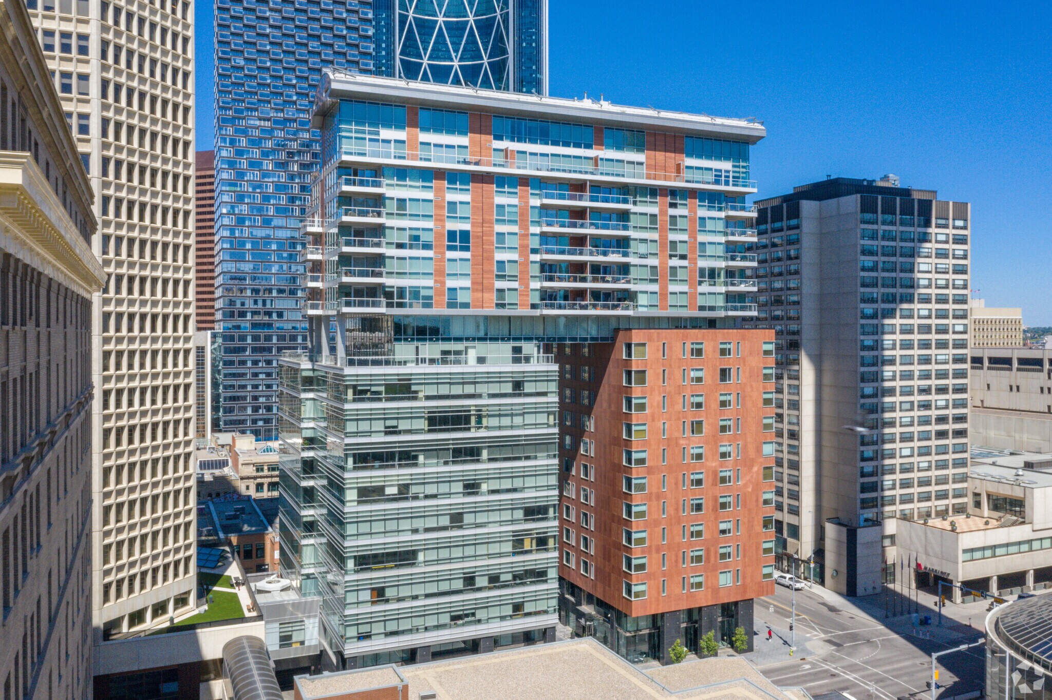 899 Centre St SW, Calgary, AB à vendre Photo principale- Image 1 de 1