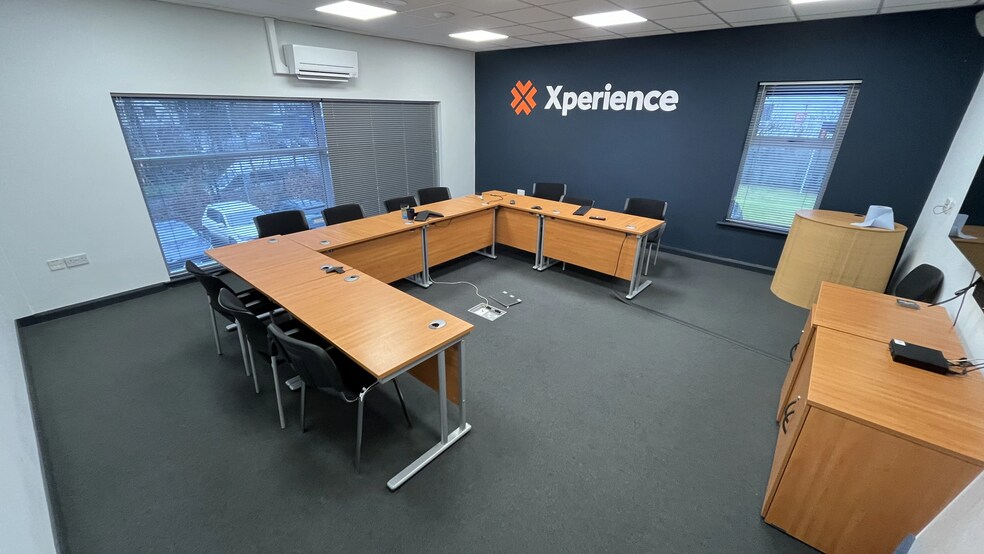 11 Ferguson Dr, Lisburn à vendre - Photo intérieure - Image 3 de 9