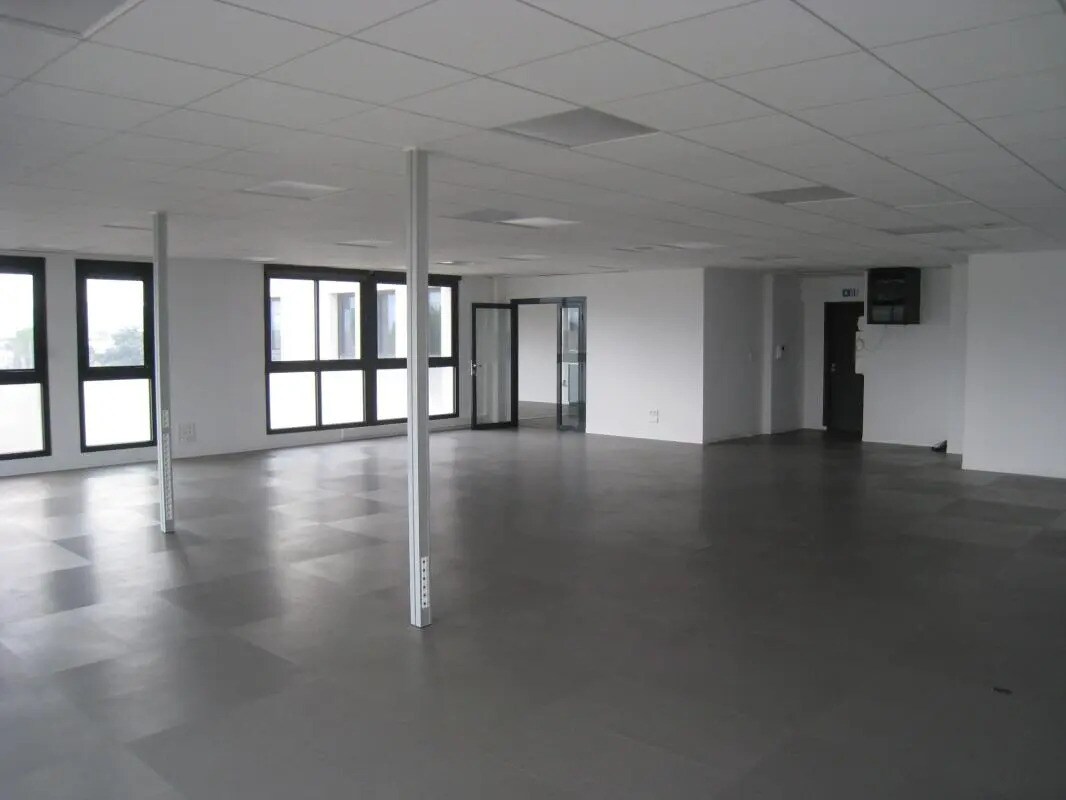 Bureau dans Aubagne à louer Photo intérieure- Image 1 de 7