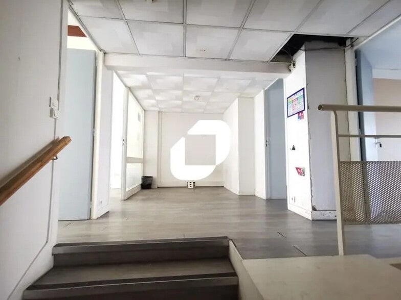 Bureau dans Montrouge à louer - Photo intérieure - Image 2 de 20