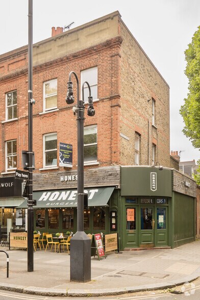 148 Chiswick High Rd, Londres à vendre - Photo du bâtiment - Image 2 de 6